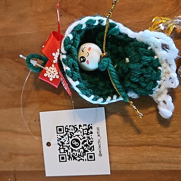 HAND CRAFTED crochet ornament holiday decor Handmade Upcycled materials green 7" - Picture 17 of 17